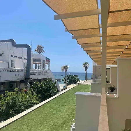 Harbour Lights Studio Apartments Paphos Exterior photo